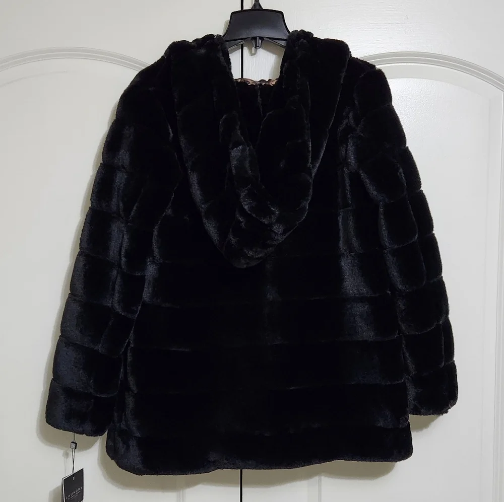 LAUNDRY BY SHELLI SEGAL FAUX FUR BLACK COAT With HOOD  SIZE XS - Picture 4 of 8